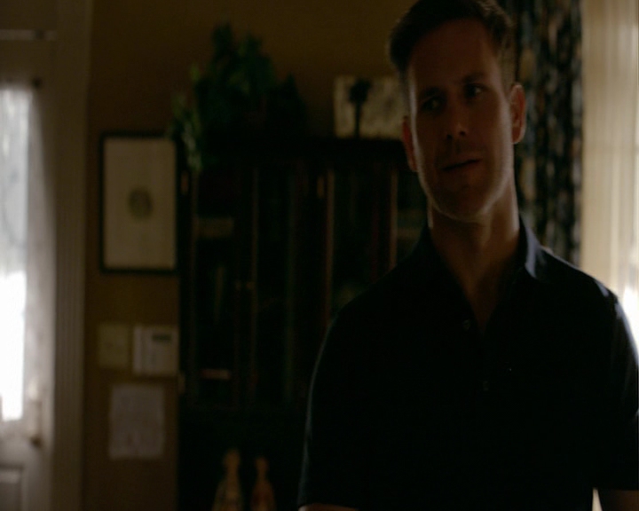 VampireDiaries-dot-nl_VampireDiaries-8x03YouDecidedThatIWasWorthSaving0281.jpg