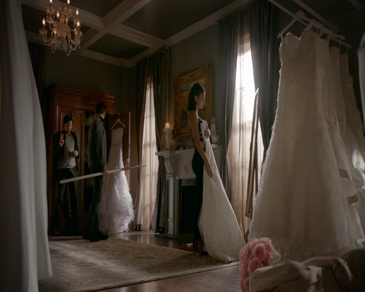 VampireDiaries-dot-nl_VampireDiaries-8x03YouDecidedThatIWasWorthSaving0455.jpg