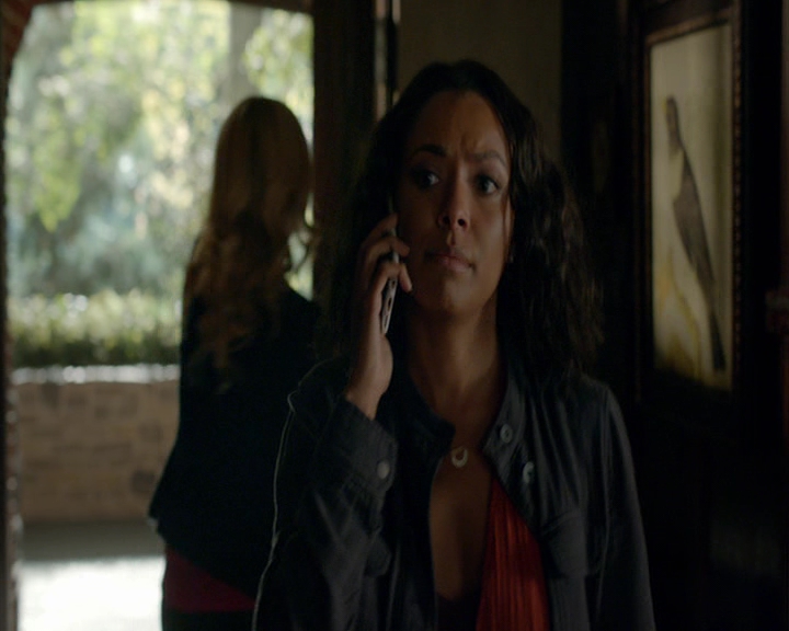 VampireDiaries-dot-nl_VampireDiaries-8x03YouDecidedThatIWasWorthSaving0556.jpg