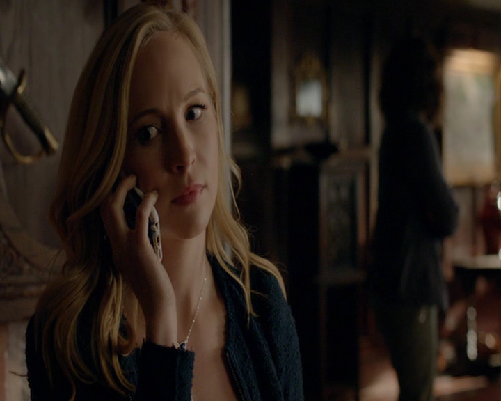 VampireDiaries-dot-nl_VampireDiaries-8x03YouDecidedThatIWasWorthSaving0569.jpg