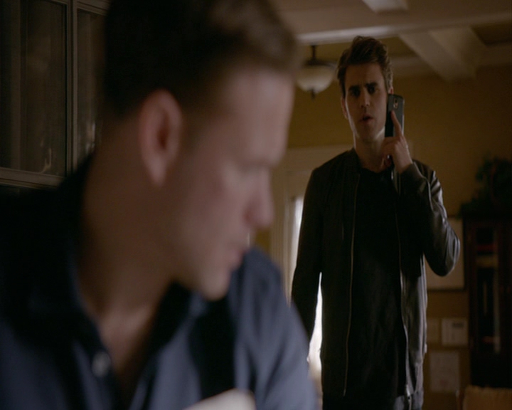 VampireDiaries-dot-nl_VampireDiaries-8x03YouDecidedThatIWasWorthSaving0583.jpg