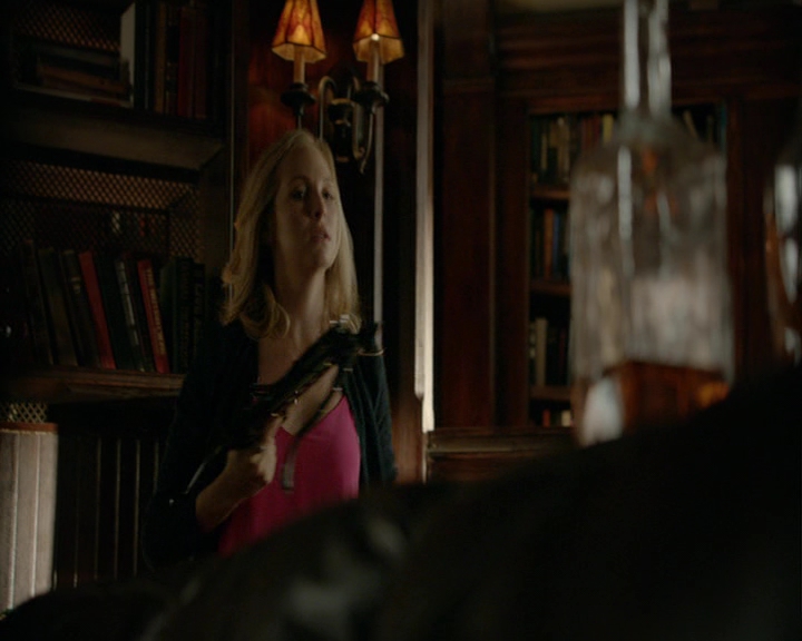 VampireDiaries-dot-nl_VampireDiaries-8x03YouDecidedThatIWasWorthSaving0594.jpg