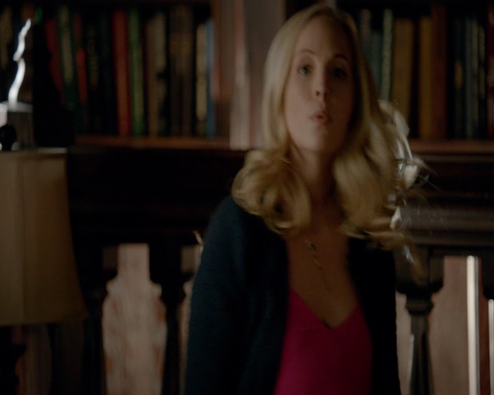 VampireDiaries-dot-nl_VampireDiaries-8x03YouDecidedThatIWasWorthSaving0608.jpg
