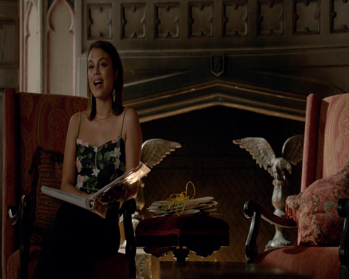 VampireDiaries-dot-nl_VampireDiaries-8x03YouDecidedThatIWasWorthSaving0677.jpg