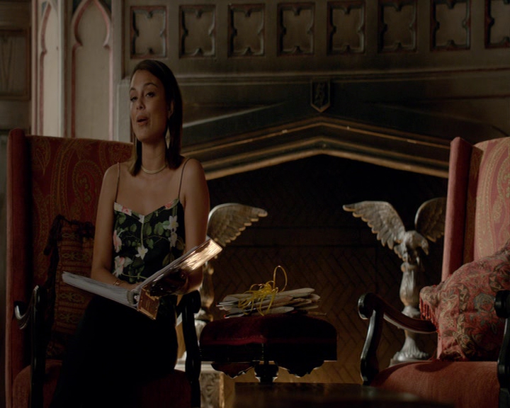 VampireDiaries-dot-nl_VampireDiaries-8x03YouDecidedThatIWasWorthSaving0678.jpg