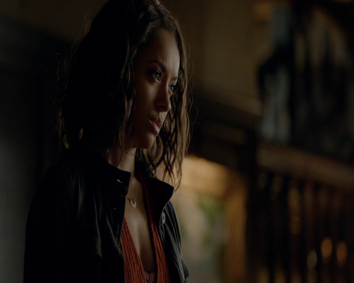 VampireDiaries-dot-nl_VampireDiaries-8x03YouDecidedThatIWasWorthSaving0683.jpg