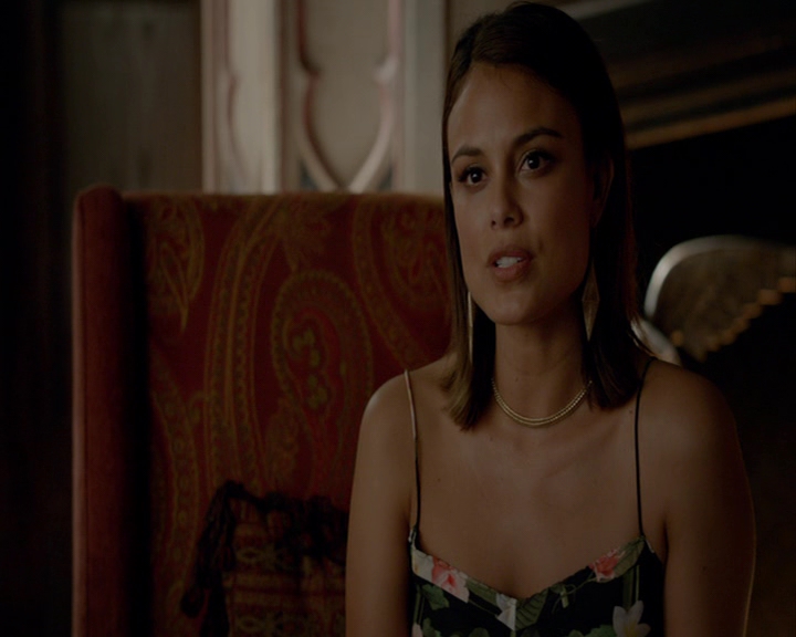 VampireDiaries-dot-nl_VampireDiaries-8x03YouDecidedThatIWasWorthSaving0686.jpg