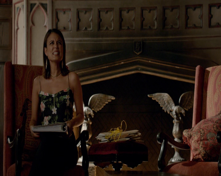 VampireDiaries-dot-nl_VampireDiaries-8x03YouDecidedThatIWasWorthSaving0698.jpg