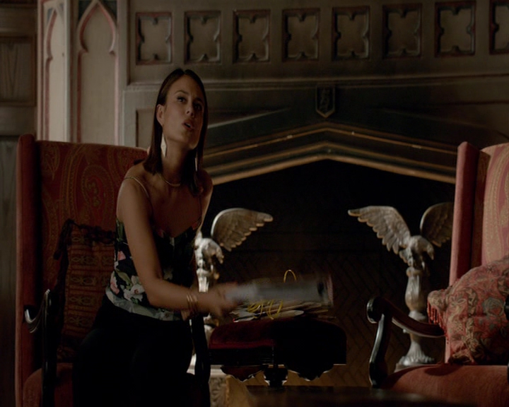 VampireDiaries-dot-nl_VampireDiaries-8x03YouDecidedThatIWasWorthSaving0699.jpg