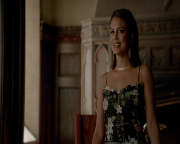 VampireDiaries-dot-nl_VampireDiaries-8x03YouDecidedThatIWasWorthSaving0703.jpg
