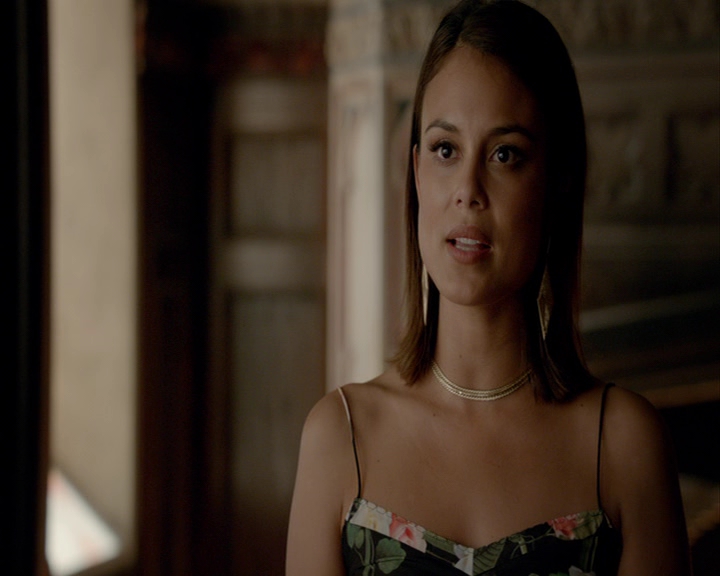 VampireDiaries-dot-nl_VampireDiaries-8x03YouDecidedThatIWasWorthSaving0733.jpg