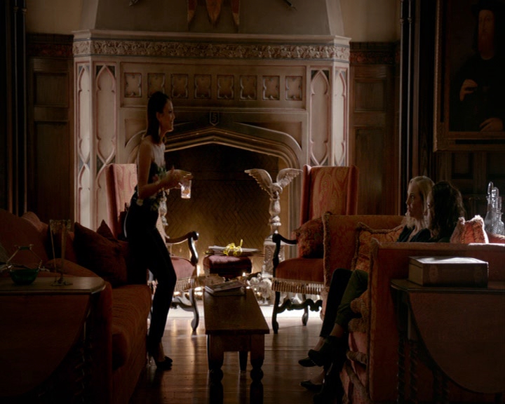 VampireDiaries-dot-nl_VampireDiaries-8x03YouDecidedThatIWasWorthSaving0931.jpg