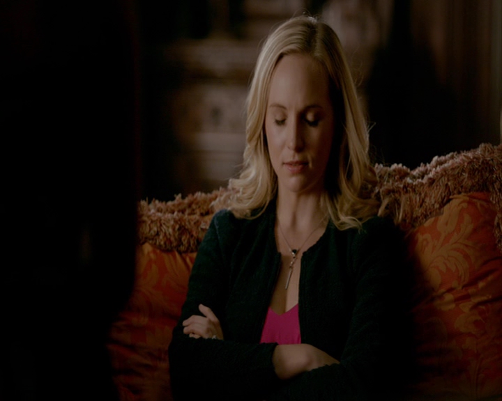 VampireDiaries-dot-nl_VampireDiaries-8x03YouDecidedThatIWasWorthSaving0945.jpg