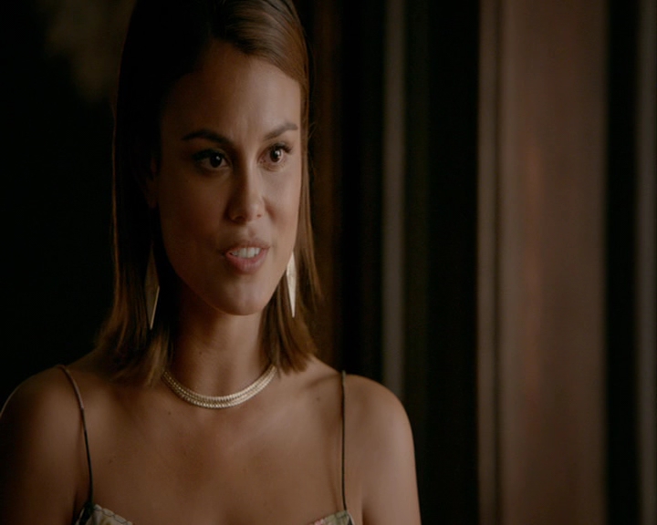 VampireDiaries-dot-nl_VampireDiaries-8x03YouDecidedThatIWasWorthSaving0947.jpg