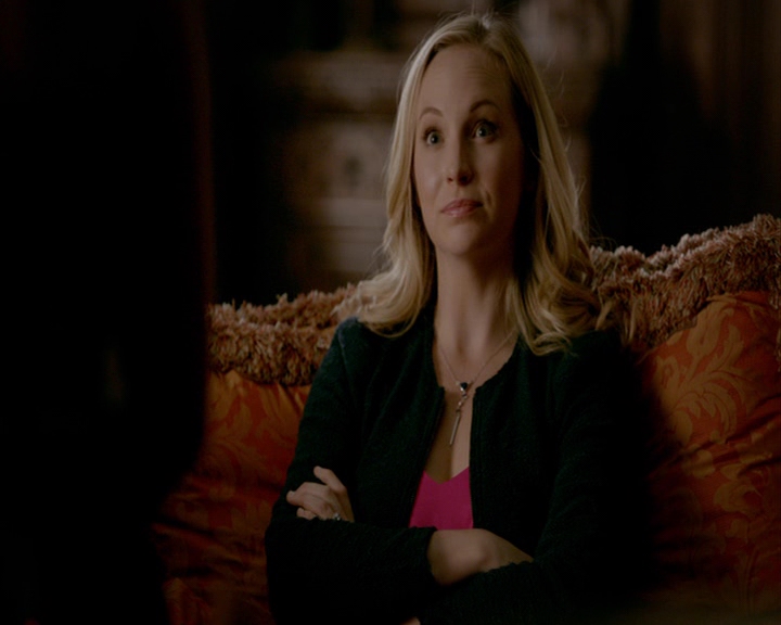 VampireDiaries-dot-nl_VampireDiaries-8x03YouDecidedThatIWasWorthSaving0956.jpg