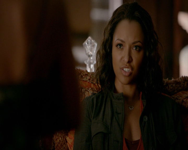 VampireDiaries-dot-nl_VampireDiaries-8x03YouDecidedThatIWasWorthSaving0971.jpg