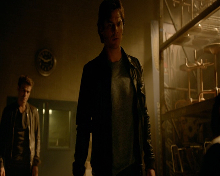 VampireDiaries-dot-nl_VampireDiaries-8x03YouDecidedThatIWasWorthSaving1010.jpg