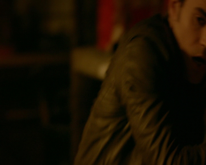 VampireDiaries-dot-nl_VampireDiaries-8x03YouDecidedThatIWasWorthSaving1327.jpg