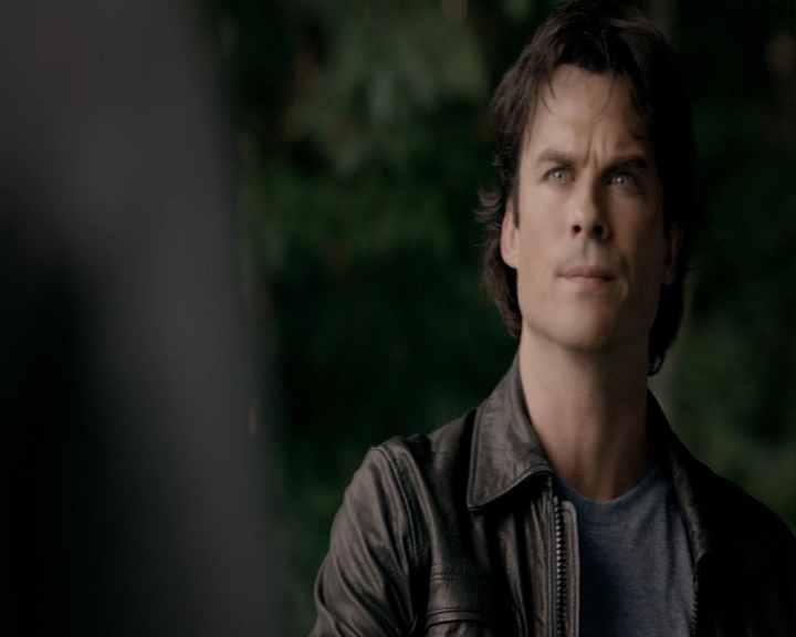 VampireDiaries-dot-nl_VampireDiaries-8x03YouDecidedThatIWasWorthSaving1849.jpg