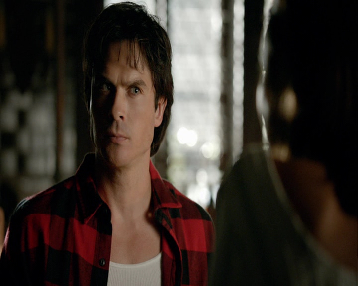 VampireDiaries-dot-nl_VampireDiaries-8x03YouDecidedThatIWasWorthSaving2107.jpg