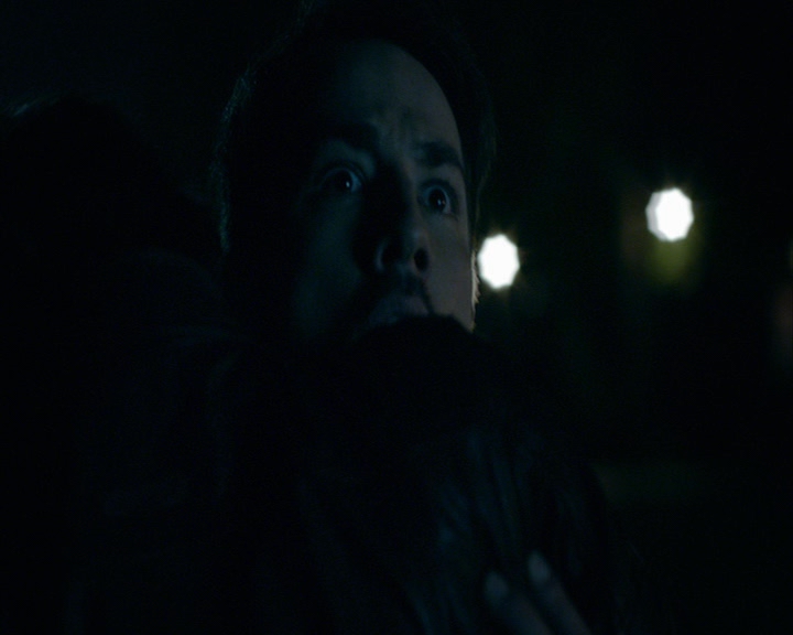 VampireDiaries-dot-nl_VampireDiaries-8x03YouDecidedThatIWasWorthSaving2282.jpg