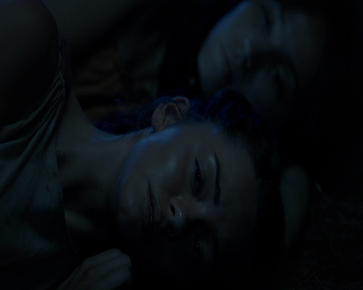 VampireDiaries-dot-nl_VampireDiaries-8x04AnEternityOfMisery0009.jpg