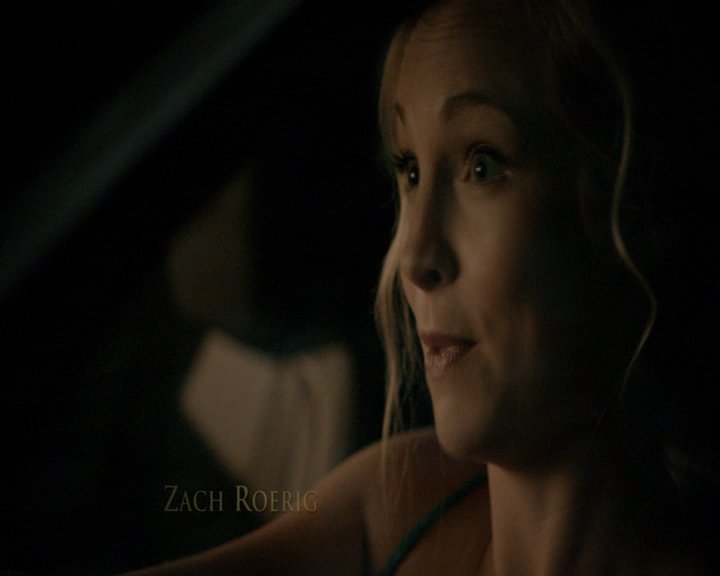 VampireDiaries-dot-nl_VampireDiaries-8x04AnEternityOfMisery0181.jpg