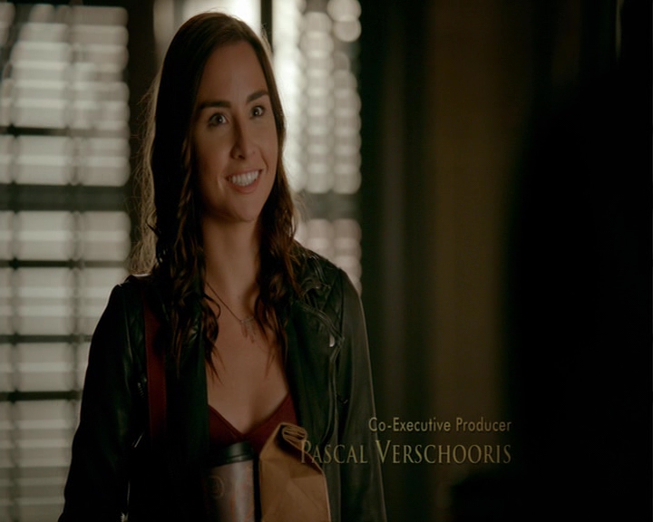 VampireDiaries-dot-nl_VampireDiaries-8x04AnEternityOfMisery0243.jpg VampireDiaries-dot-nl_VampireDiaries-8x04AnEternityOfMisery0243.jpg
