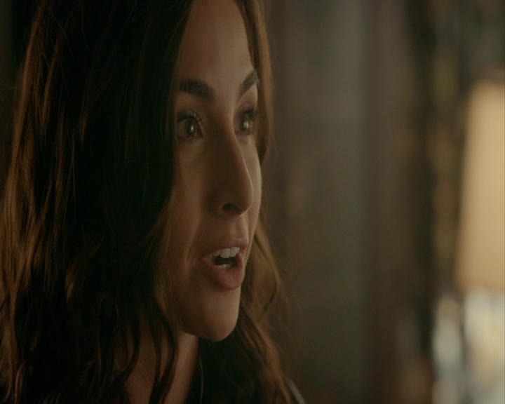 VampireDiaries-dot-nl_VampireDiaries-8x04AnEternityOfMisery0641.jpg