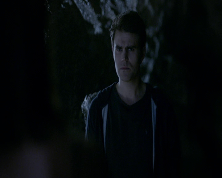 VampireDiaries-dot-nl_VampireDiaries-8x04AnEternityOfMisery1565.jpg