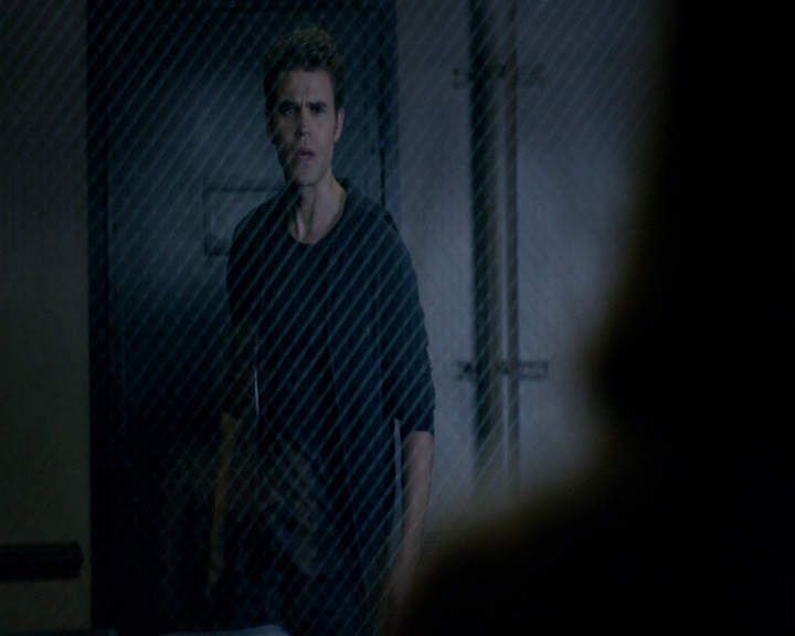 VampireDiaries-dot-nl_VampireDiaries-8x04AnEternityOfMisery1776.jpg