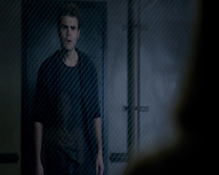 VampireDiaries-dot-nl_VampireDiaries-8x04AnEternityOfMisery1777.jpg