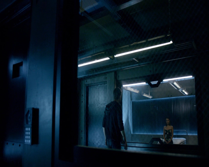 VampireDiaries-dot-nl_VampireDiaries-8x04AnEternityOfMisery1778.jpg