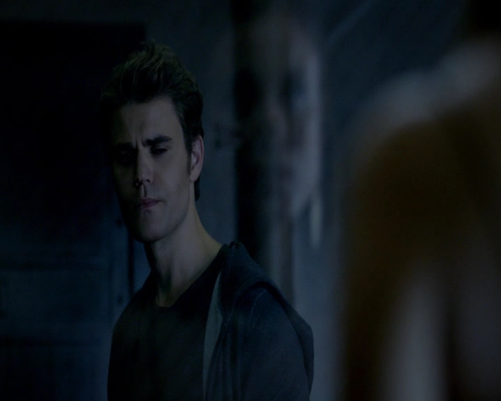 VampireDiaries-dot-nl_VampireDiaries-8x04AnEternityOfMisery1835.jpg