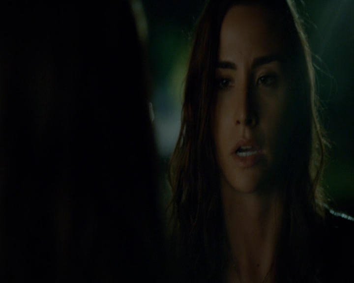 VampireDiaries-dot-nl_VampireDiaries-8x04AnEternityOfMisery2280.jpg