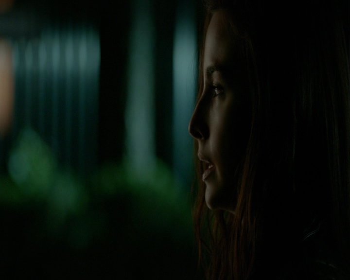 VampireDiaries-dot-nl_VampireDiaries-8x04AnEternityOfMisery2287.jpg