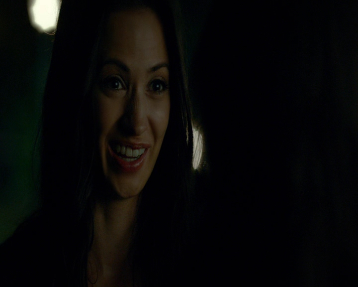 VampireDiaries-dot-nl_VampireDiaries-8x04AnEternityOfMisery2306.jpg