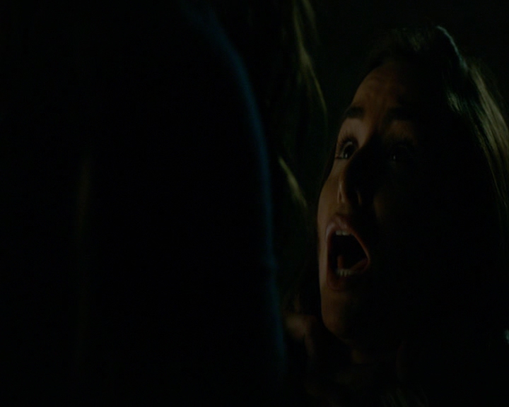 VampireDiaries-dot-nl_VampireDiaries-8x04AnEternityOfMisery2315.jpg