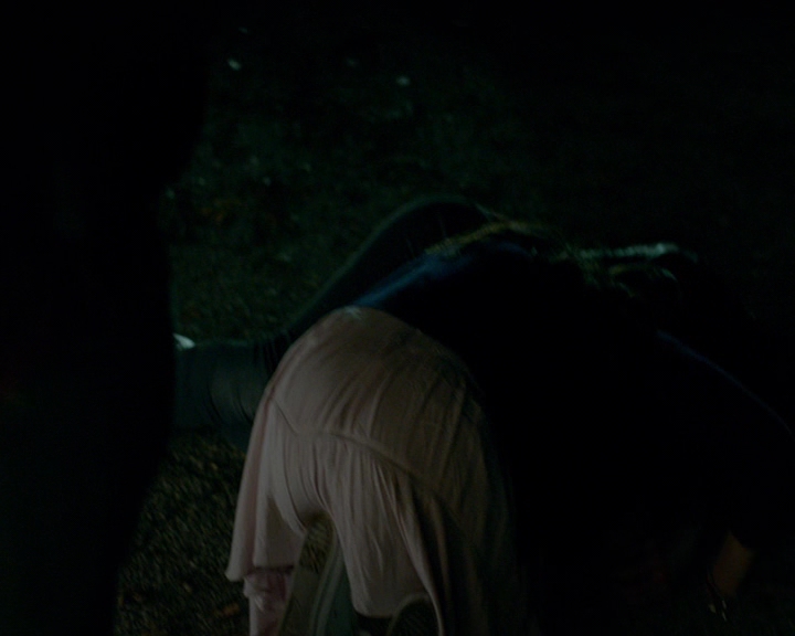 VampireDiaries-dot-nl_VampireDiaries-8x04AnEternityOfMisery2333.jpg