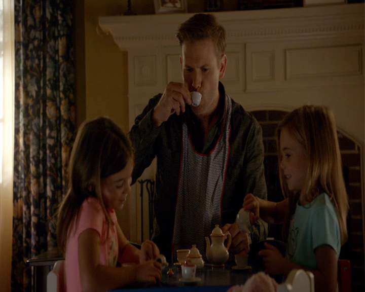 VampireDiaries-dot-nl_VampireDiaries-8x05ComingHomeWasAMistake0049.jpg