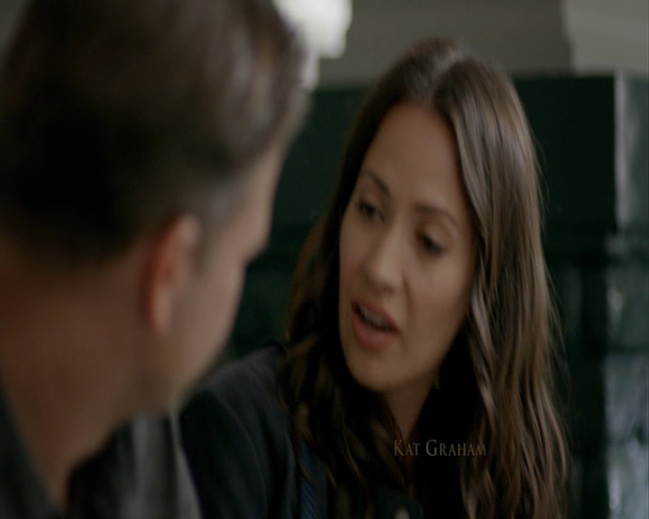 VampireDiaries-dot-nl_VampireDiaries-8x05ComingHomeWasAMistake0111.jpg