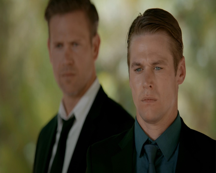 VampireDiaries-dot-nl_VampireDiaries-8x05ComingHomeWasAMistake0484.jpg VampireDiaries-dot-nl_VampireDiaries-8x05ComingHomeWasAMistake0484.jpg