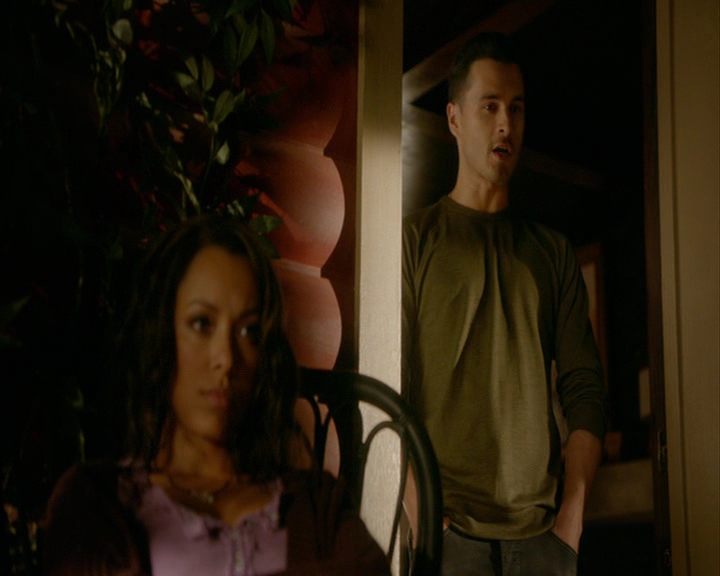 VampireDiaries-dot-nl_VampireDiaries-8x05ComingHomeWasAMistake0675.jpg VampireDiaries-dot-nl_VampireDiaries-8x05ComingHomeWasAMistake0675.jpg