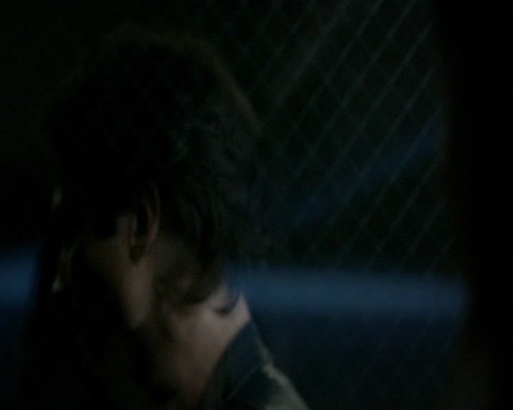 VampireDiaries-dot-nl_VampireDiaries-8x05ComingHomeWasAMistake0865.jpg