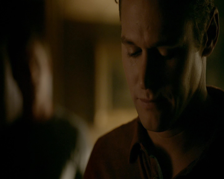 VampireDiaries-dot-nl_VampireDiaries-8x05ComingHomeWasAMistake0967.jpg
