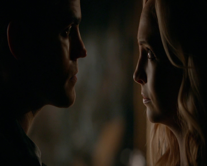 VampireDiaries-dot-nl_VampireDiaries-8x05ComingHomeWasAMistake1211.jpg VampireDiaries-dot-nl_VampireDiaries-8x05ComingHomeWasAMistake1211.jpg