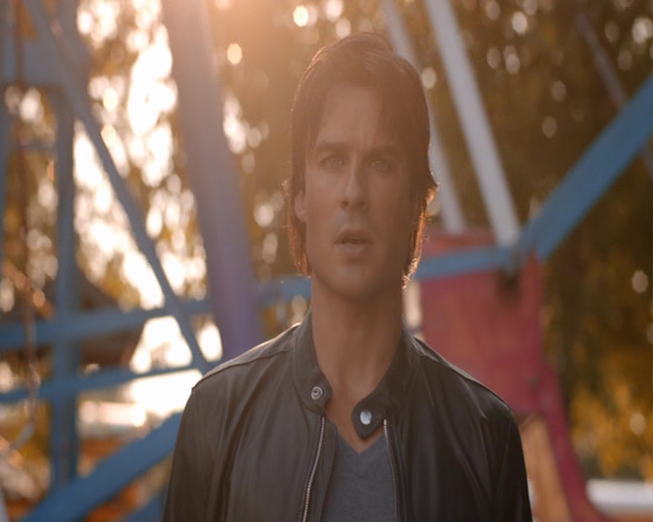 VampireDiaries-dot-nl_VampireDiaries-8x05ComingHomeWasAMistake1354.jpg