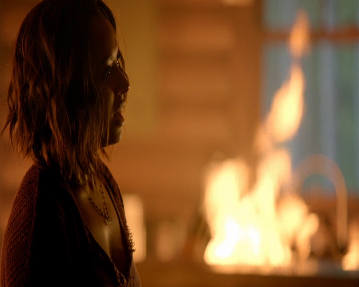 VampireDiaries-dot-nl_VampireDiaries-8x05ComingHomeWasAMistake1514.jpg