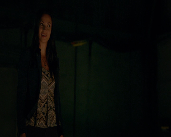 VampireDiaries-dot-nl_VampireDiaries-8x05ComingHomeWasAMistake1634.jpg