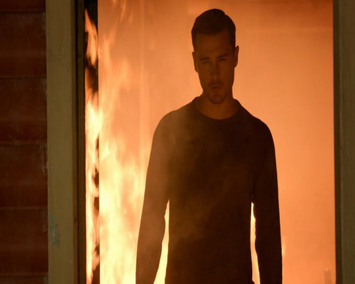 VampireDiaries-dot-nl_VampireDiaries-8x05ComingHomeWasAMistake1701.jpg VampireDiaries-dot-nl_VampireDiaries-8x05ComingHomeWasAMistake1701.jpg